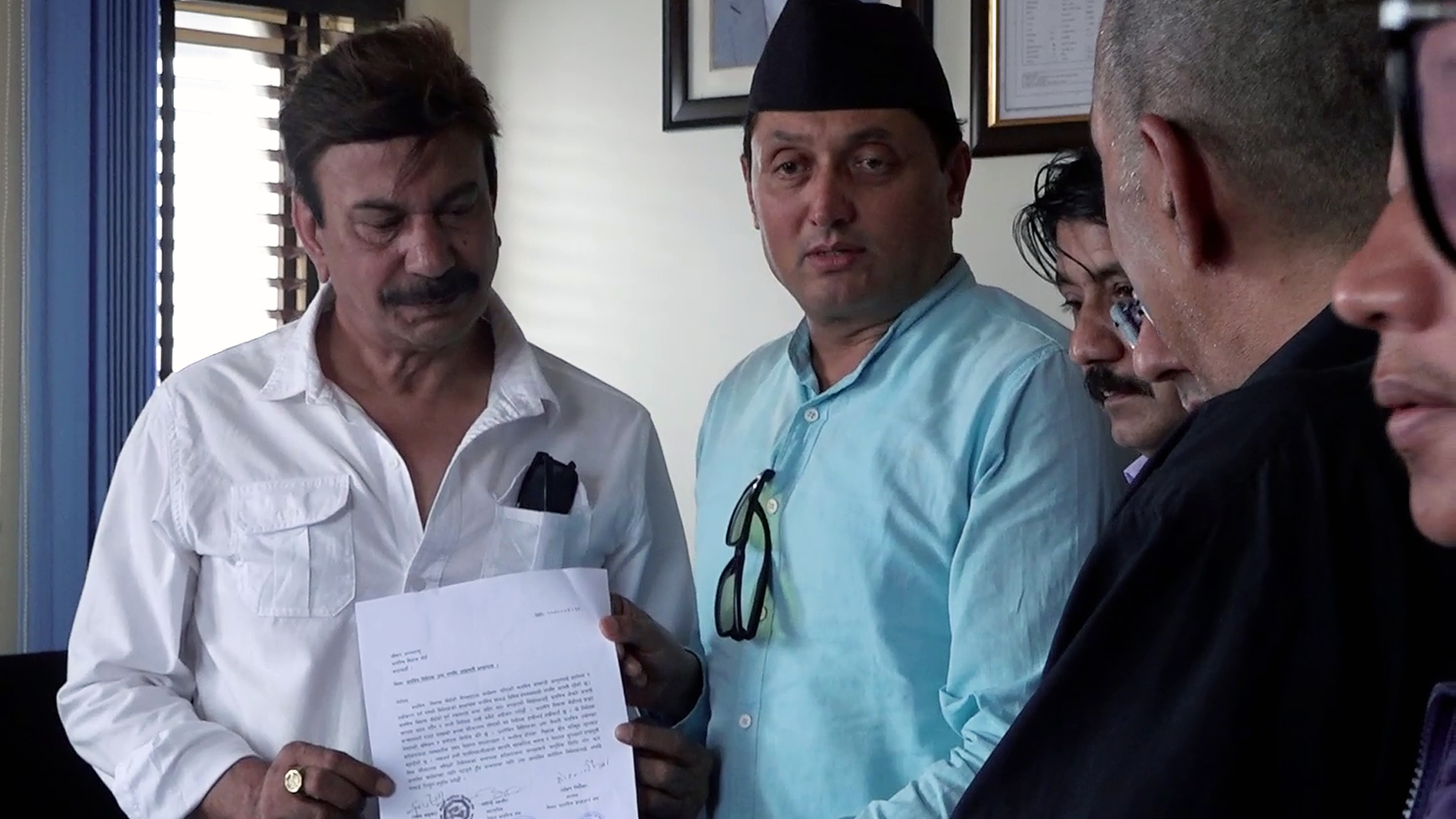 प्रस्तावित विधेयकविरुद्ध चलचित्रकर्मीद्वारा चलचित्र बोर्डलाई ध्यानाकर्षणपत्र